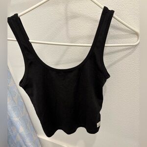 Vuori Halo Essential Tank * Read*